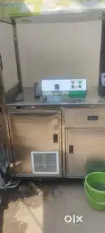 Sugar cane juice machine