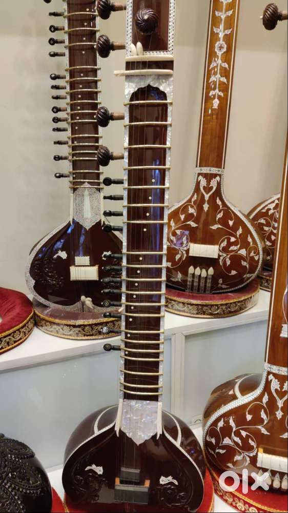 sitar sarod tanpura sarangi harmonium
