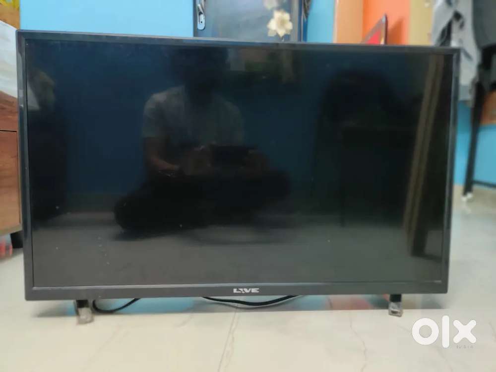 Live (JBL) LED 32 Inch