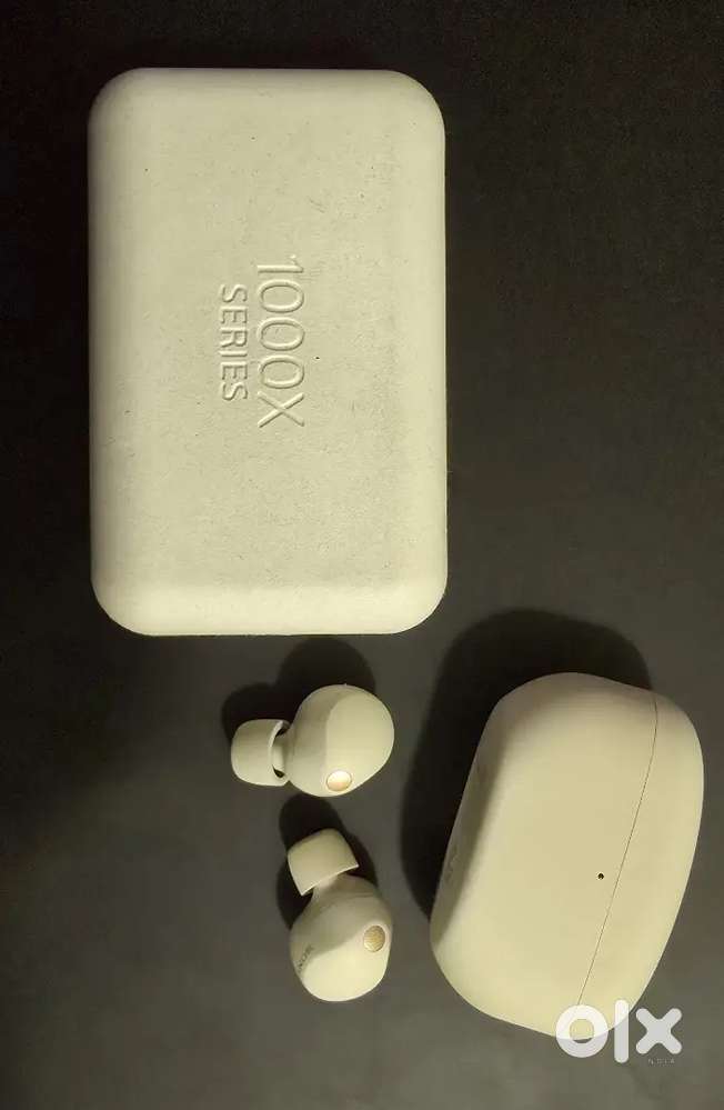 Sony 1000 XM 5 In Ear Earbuds