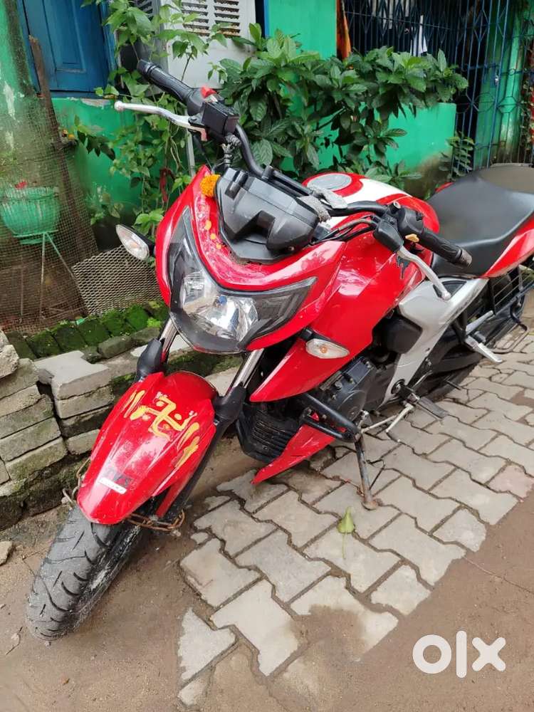 TVS Apache RTR 1604v