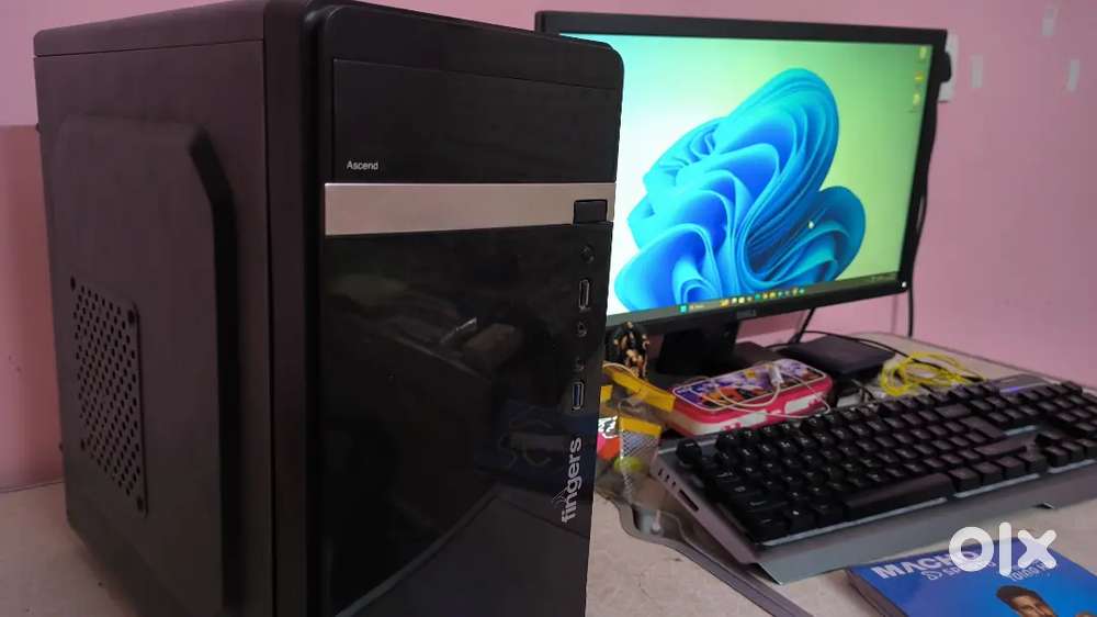 Full Gaming PC Setup with Dell Monitor