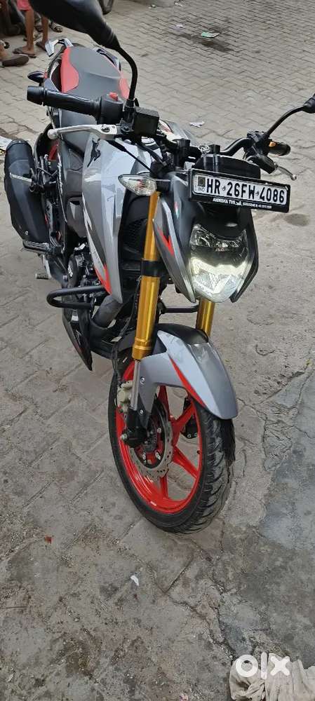 TVS Apache RTR 4V 160 New Addition
