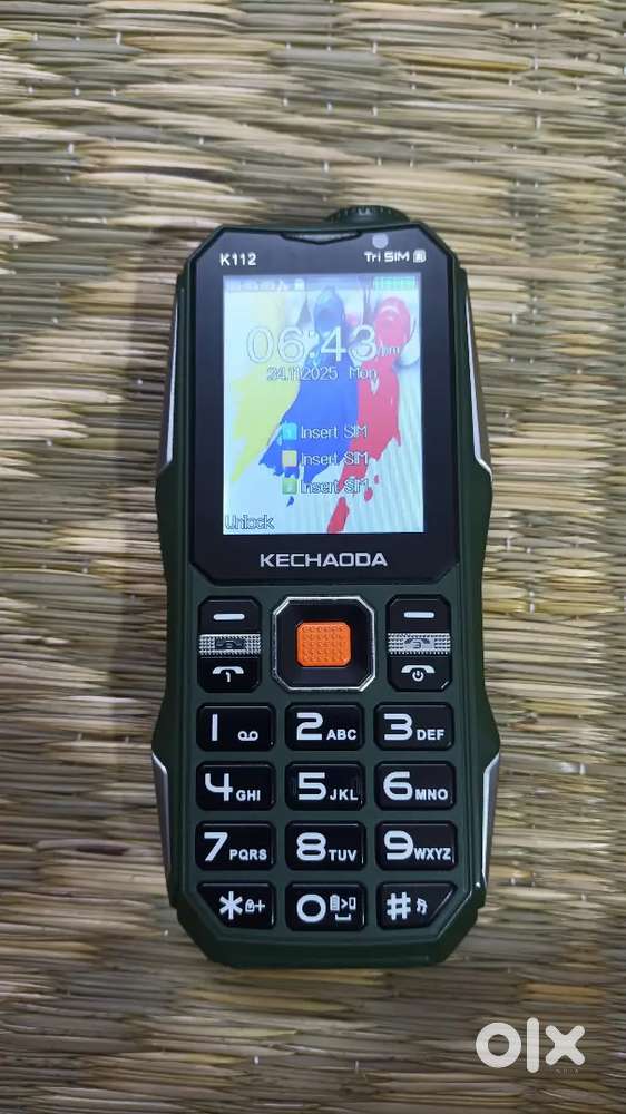 3 SIM CARD PHONE 4500 MAH BATTERY