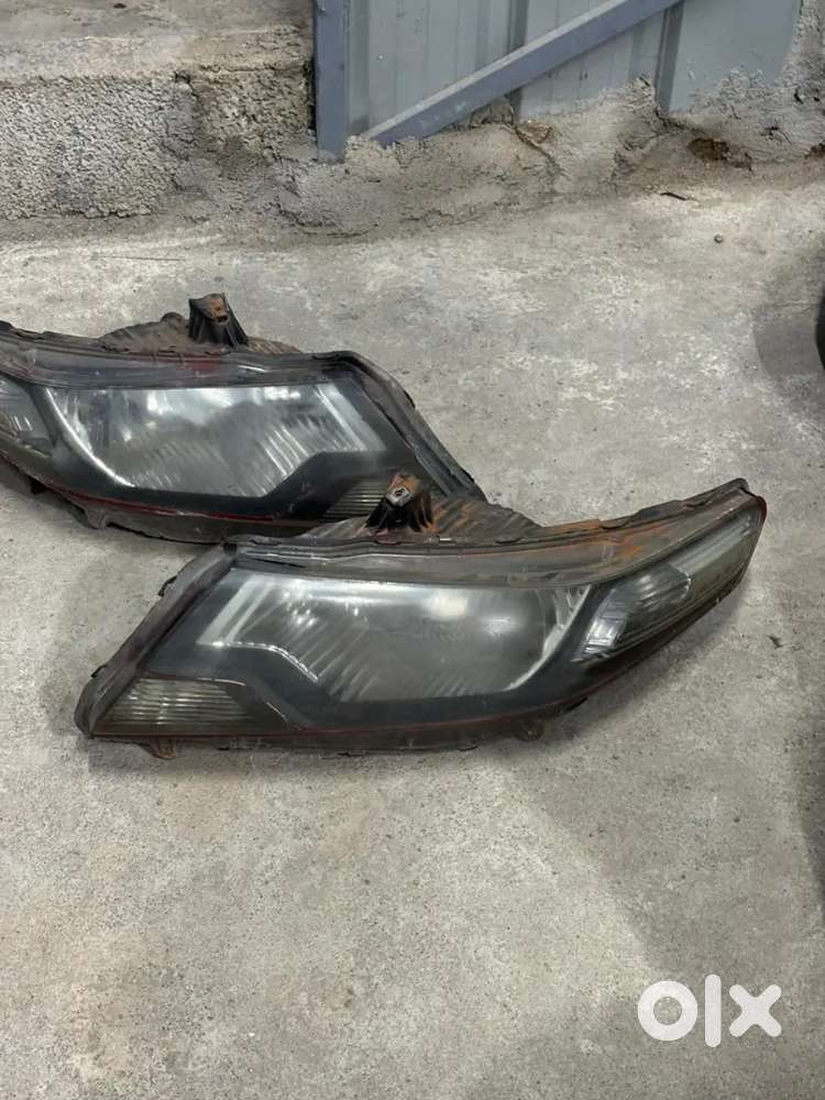 Honda City type 3 2009 to 2013 model head light