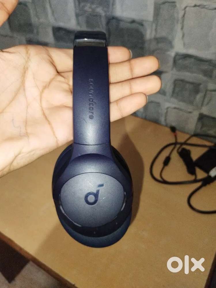 Soundcore Q20i headphone (7 months warranty remaining)