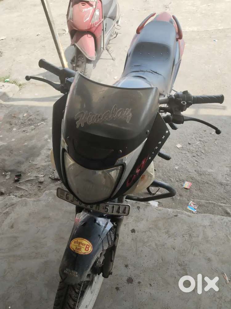 CBZ XSTREME 150 CC BIKE
