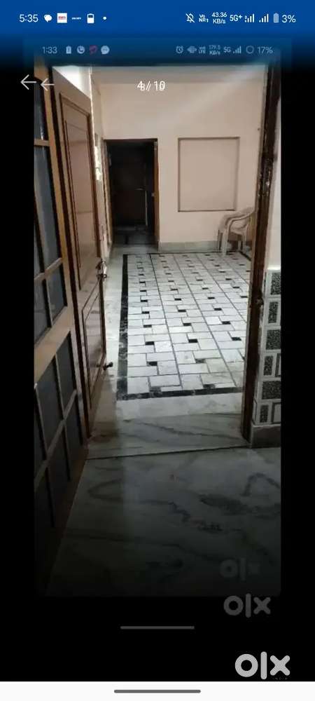 3 room kitchen  ground floor for family or students in vikas nagar