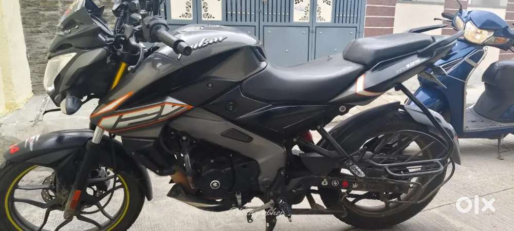 Bajaj pulsar selling