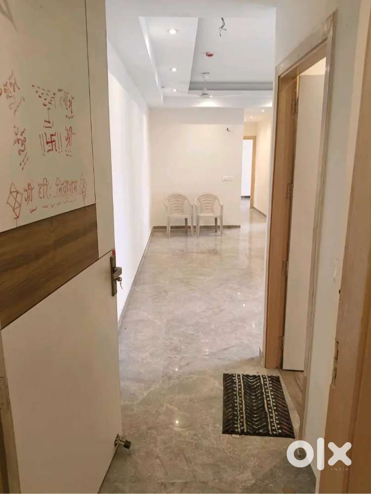 Aegis Trine tower 2 BHK Fully furnished Flat For rent