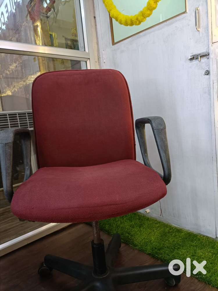 High neck office chair