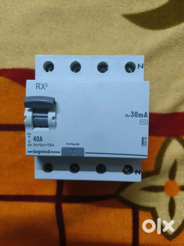 Legrand RCCB 4 POLE for 3 phase or single (Earth leakage protection)