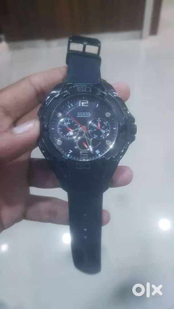 GUESS wrist watch