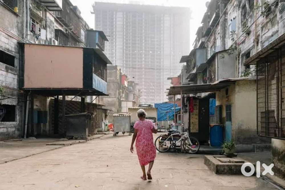 Opposite p2 building I was just sale my all over rooms if u interested