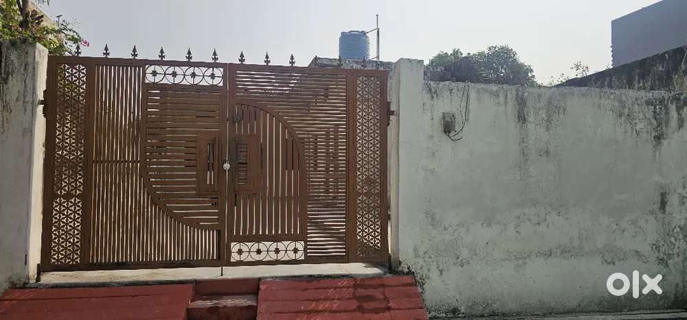 2 room set seprate house for rent for family