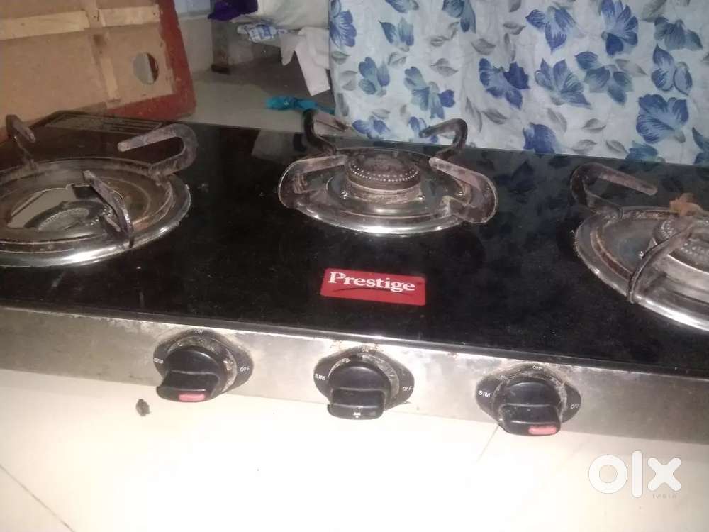Prestige 3 burner stove need urgent buyer