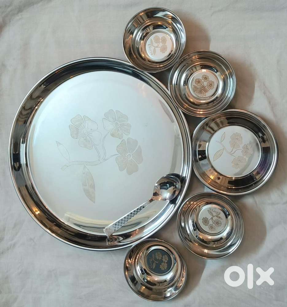 Stsinless steel  plate with bowls set