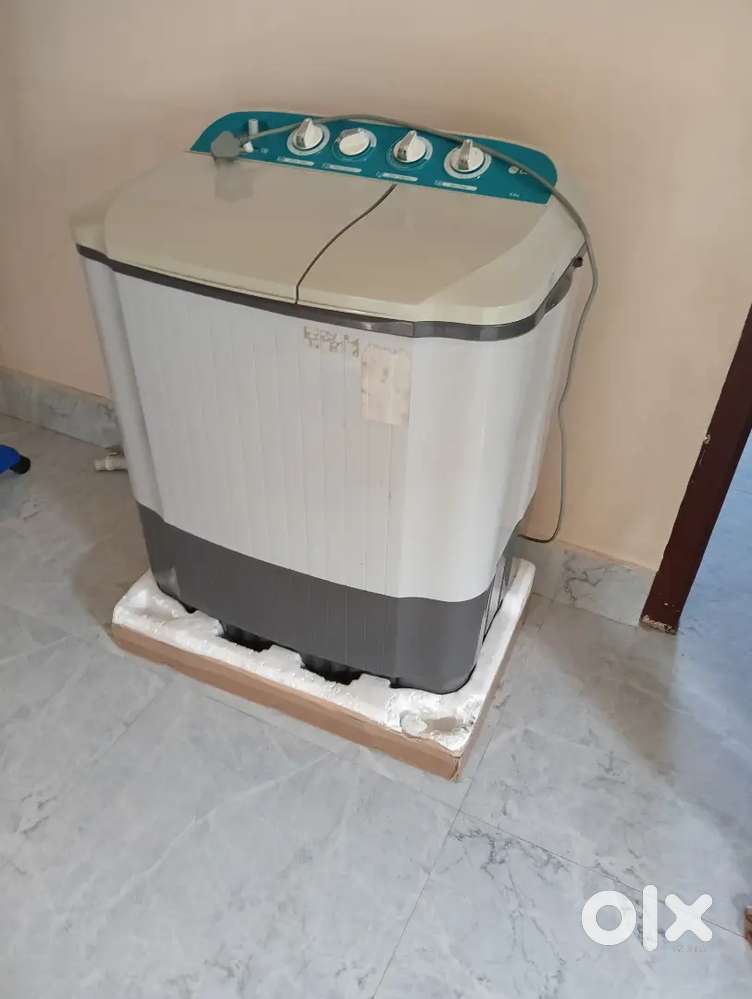 Lg semi automatic washing Machine