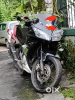 Yamaha R15 V1