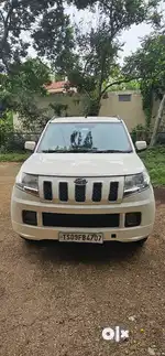 Mahindra TUV 300 T6 PLUS, 2018, Diesel