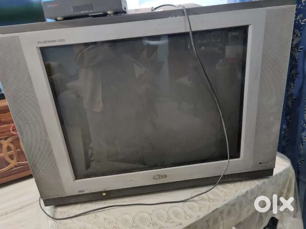 LG box TV 24 inches coloured