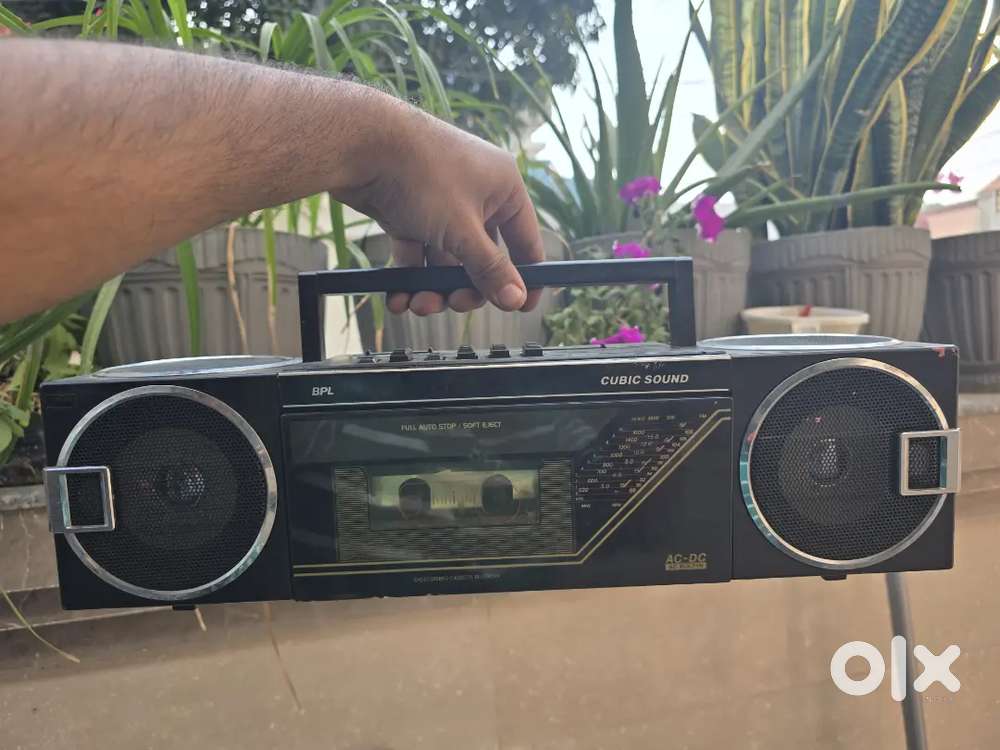 TAPE RECORDER AND PLAYER