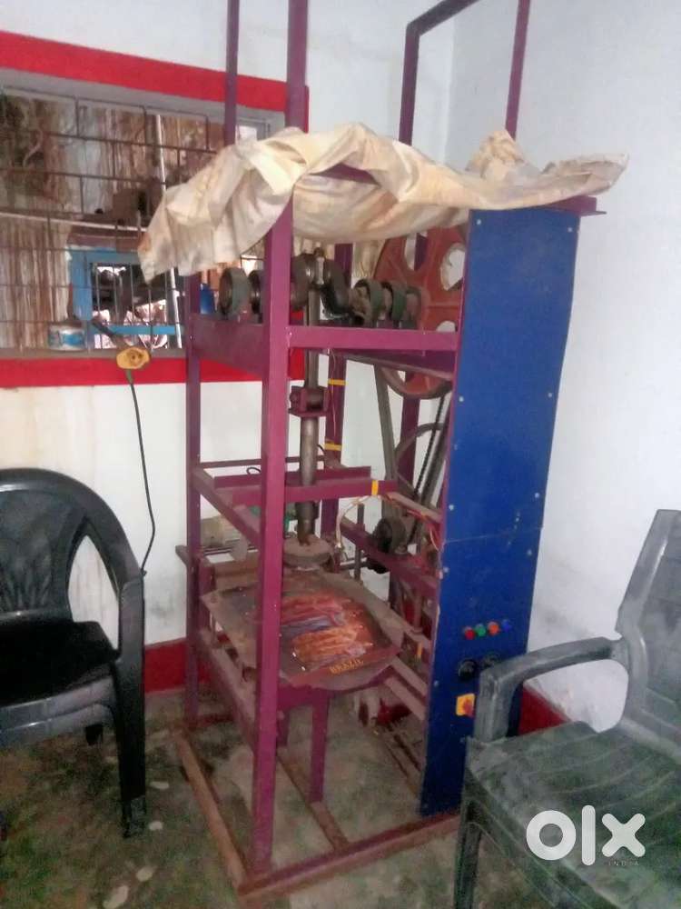 New condition automatic dona pattal machine only 6 month  huaa hy