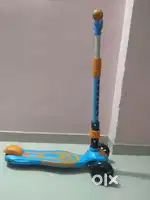 Scooter for kids best condition with box