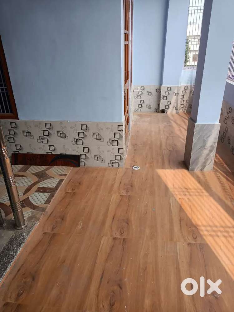 2bhk on rent 2 rooms ,1balcony , 1kitchen ,1toilet ,1bathroom