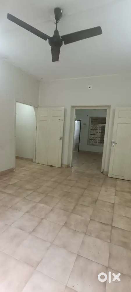 Commercial space or House for Rent