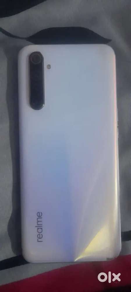 Selling realme phone