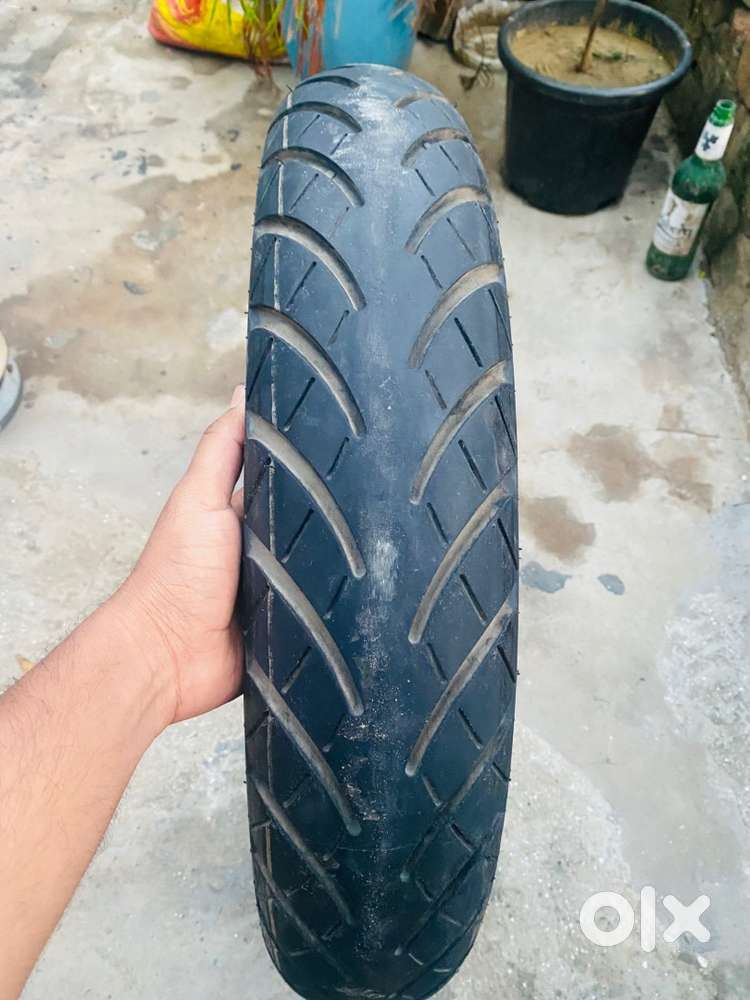 1500rs Splender tyar barnd new