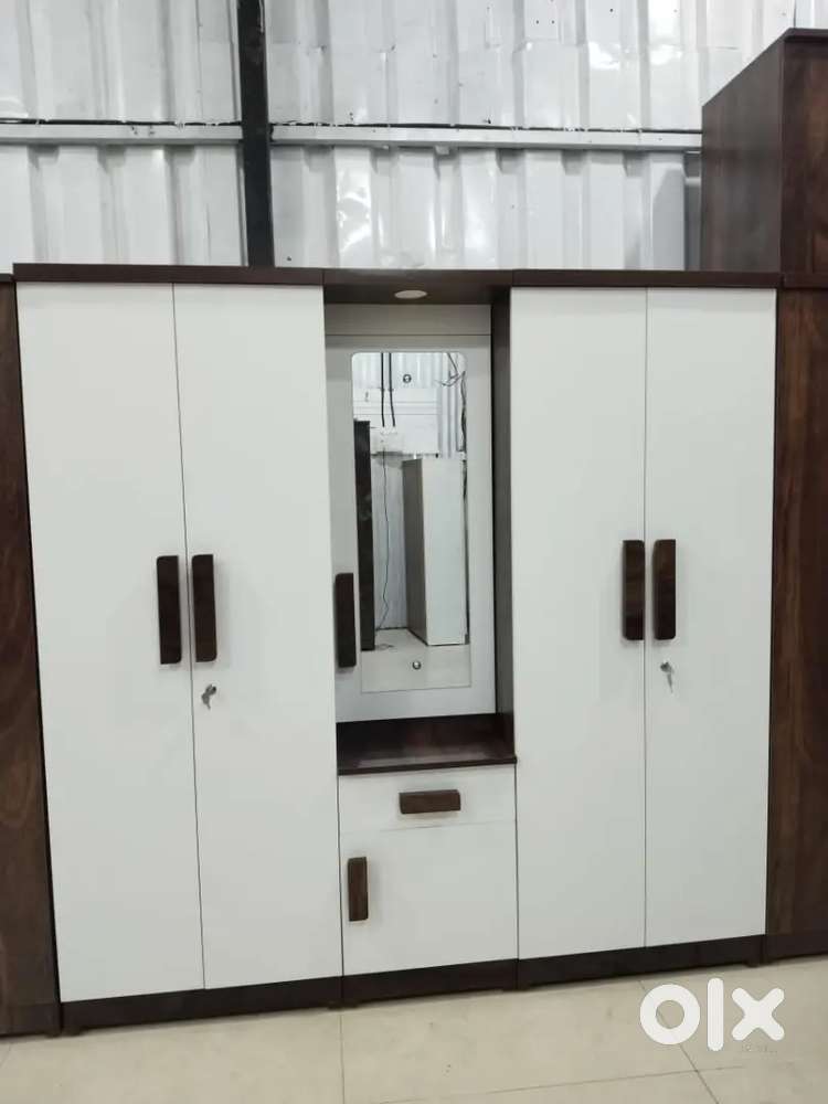 BRAND NEW CUPBOARD Wadrobe Beds Almari