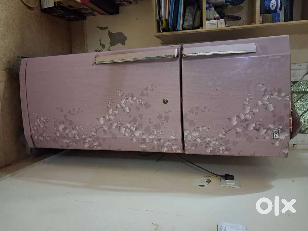 LG FF FRIDGE GL-258VE5 ,240 LITRES