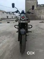 Bajaj 220 avegar