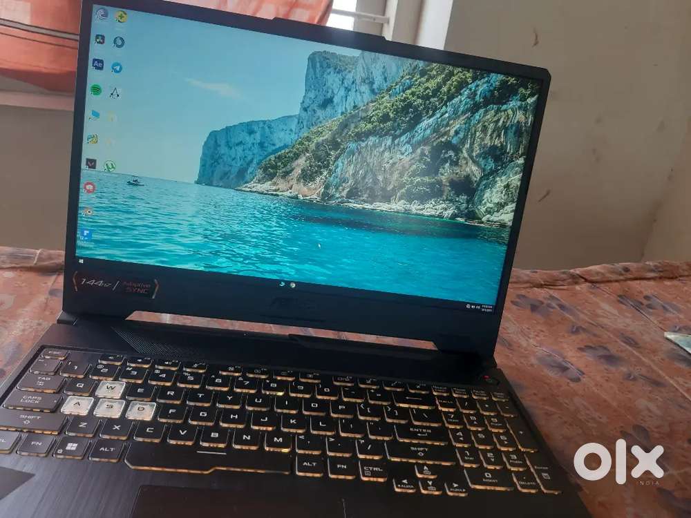 Azus tuf  f15 with gaming mouse