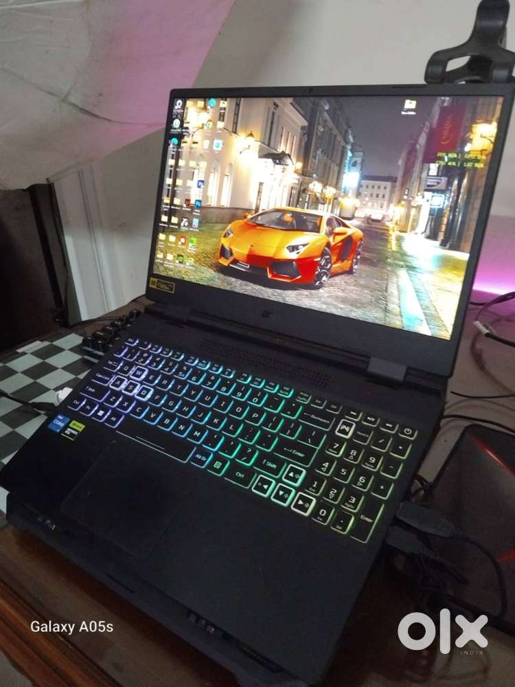 Acer Nitro 5”, “i7 13th Gen”, “RTX 3070 Ti”, “16GB”, “SSD”, “165Hz”.