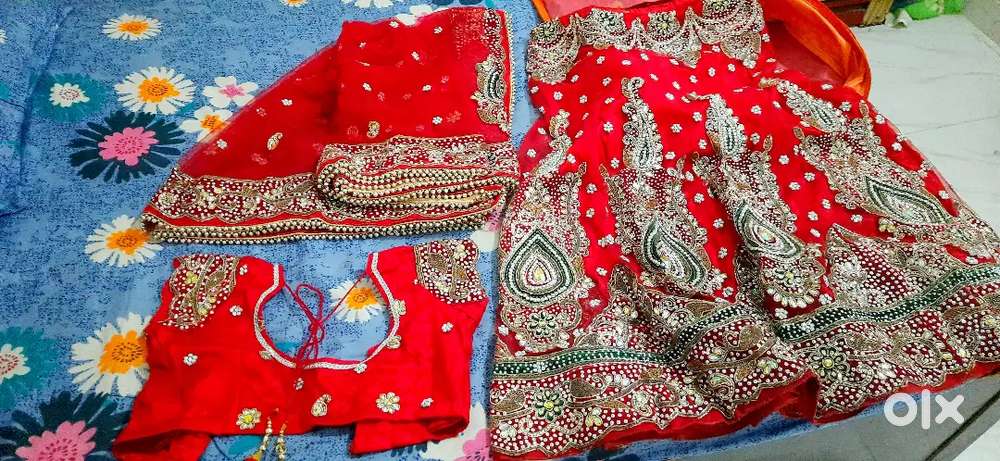 Lahga red color