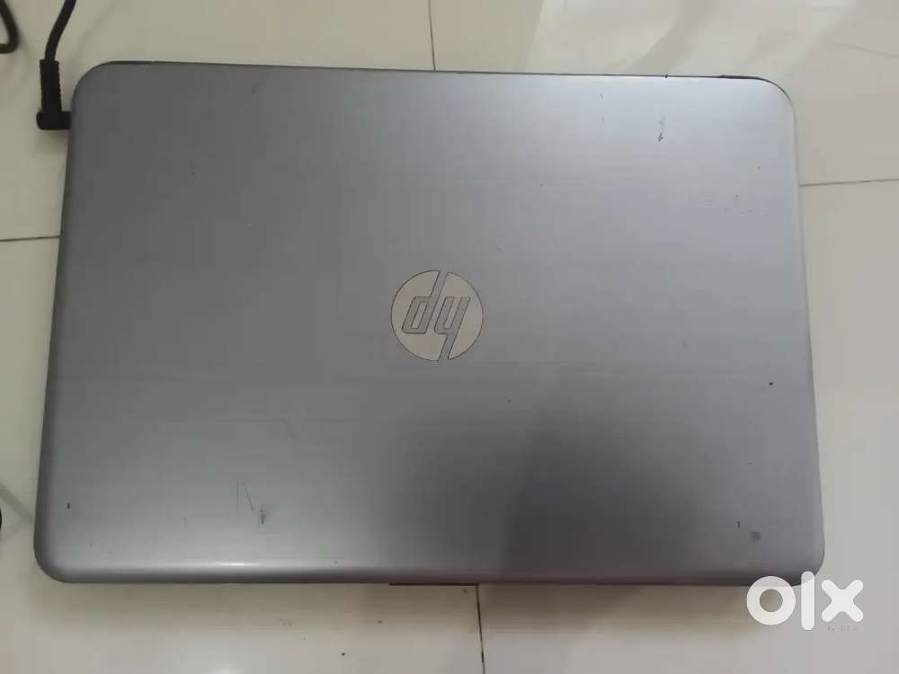 HP laptop i3 7 generation very good condition 4 USB port
