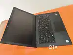 Lenovo touchscreen Ram 8GB SSD 256GB warranty 1 yr