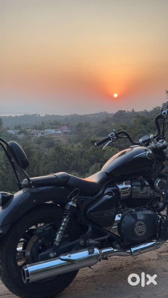 Heavy modified with Rhino racing exhaust, mini ape handlebar,fog light