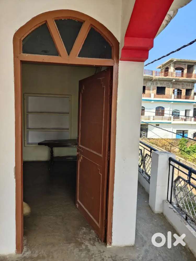 2 Room Set Available for Rent