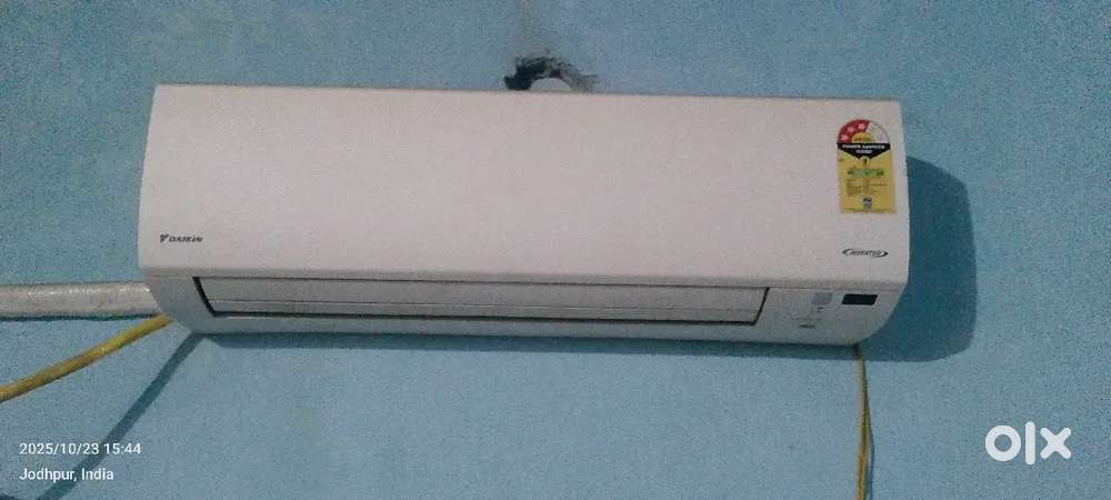 For sale. DAIKIN AC.