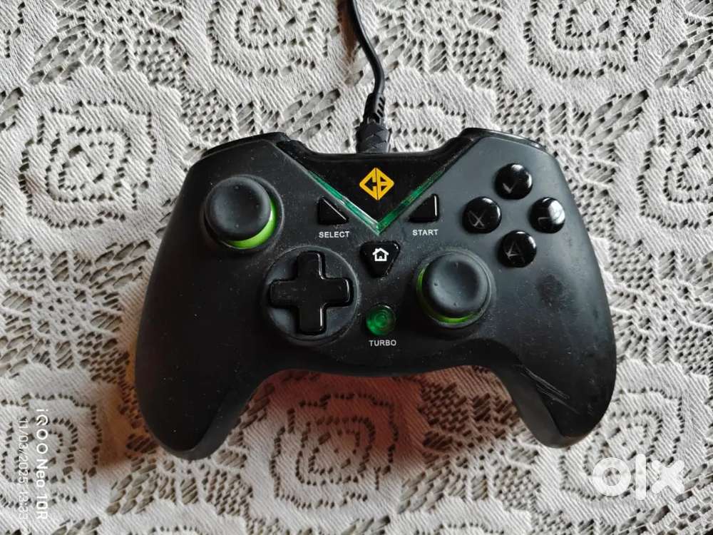 Cosmic byte intersellar wired controller