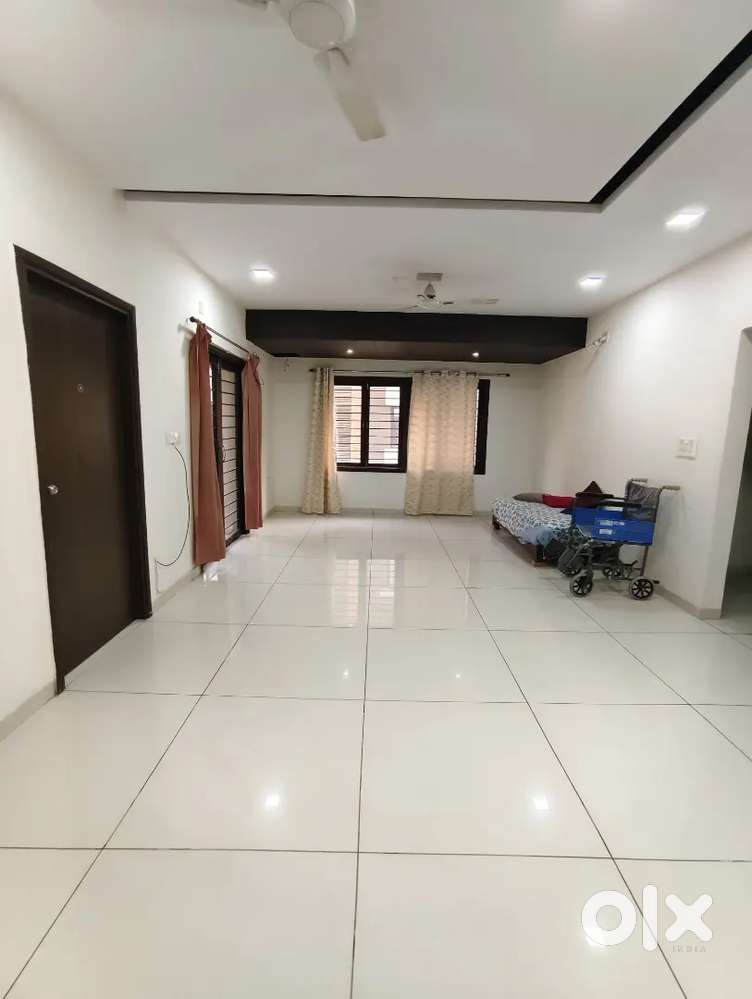 3 BHK Semi furnished flat located at Vasna Road