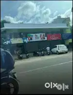 Shop and rooms for rent