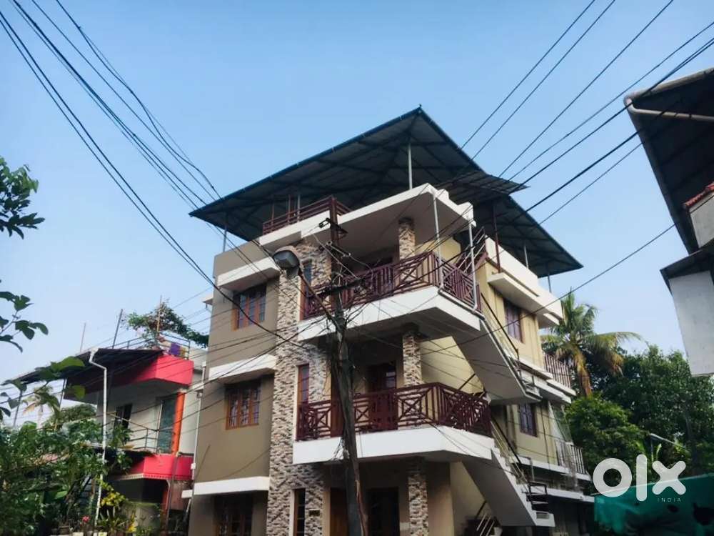 Palarivattom Hostel Building 11& 6 Room's 1Lkh &55k