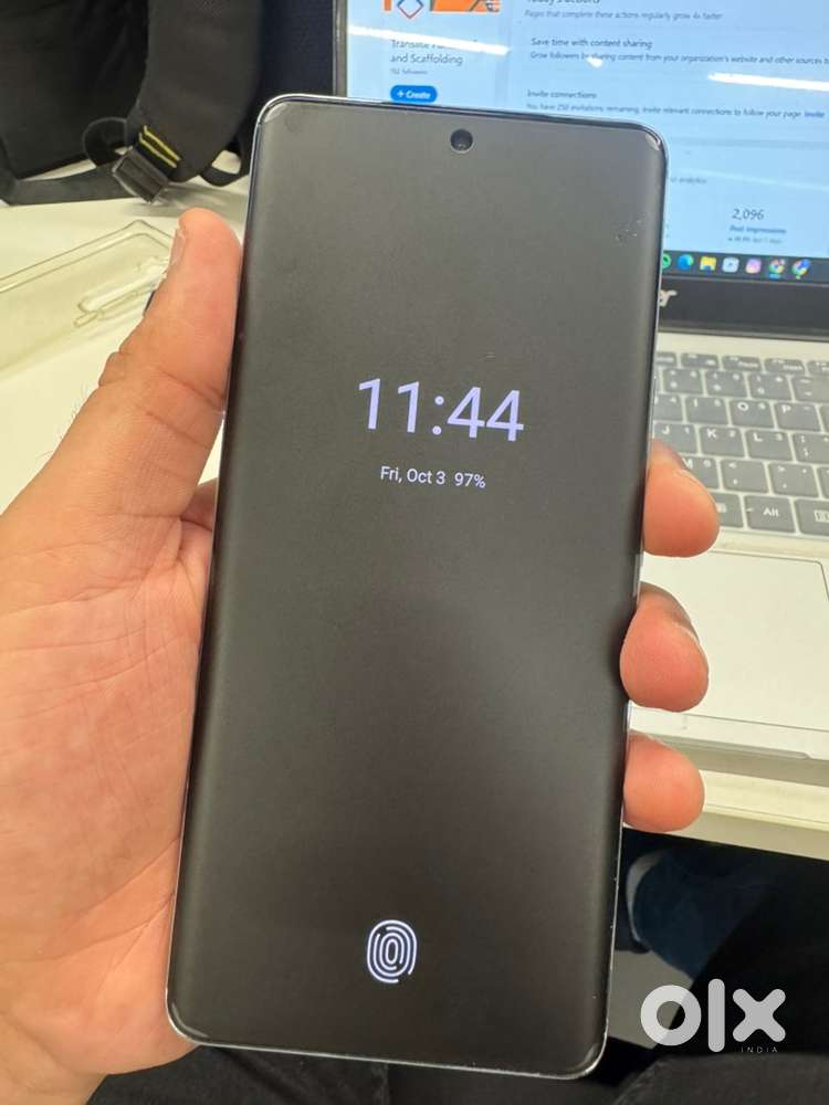 Vivo Y400 Pro one month old