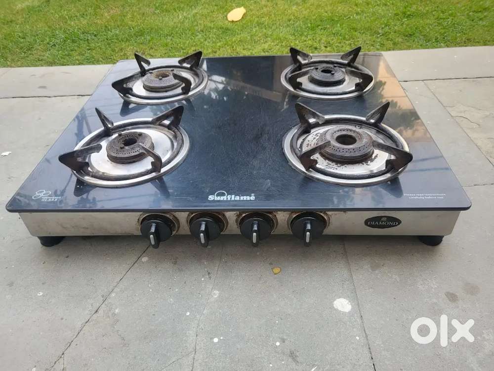 SUNFLAME 4 BURNER GAS STOVE