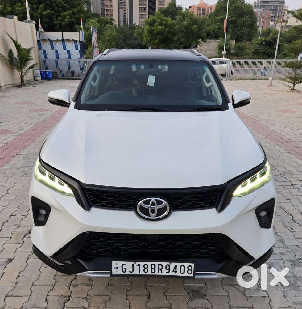 Toyota Fortuner Legender 4X2 AT 2.8, 2022, Diesel